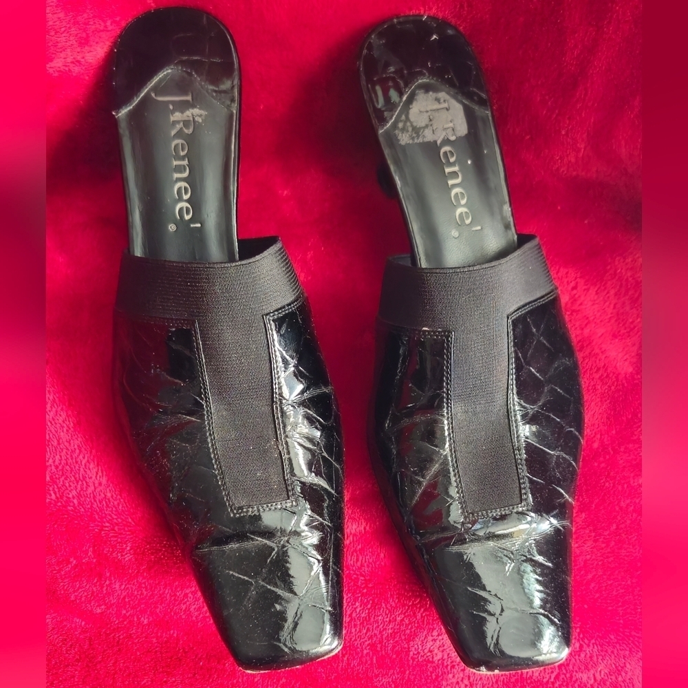 J.Renee Black Patent Crocodile Pattern Faux Leather Mules -Size 10M